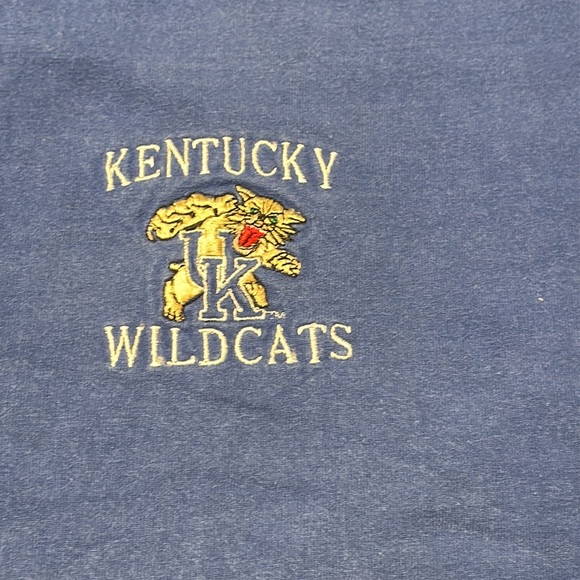 Castaways UK Kentucky Wildcats Blue Henley Shirt Men Adult short sleeve - Picture 1 of 14